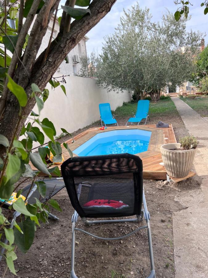 Charmante maison Climatisée avec piscine au Calme à Carcassonne Esterno foto